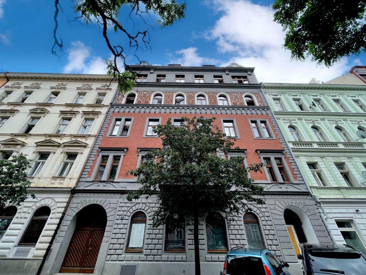 Eight Secrets Boutique Residence By Dwellfort Praga Exterior foto
